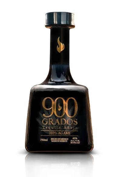 900 Grados Añejo